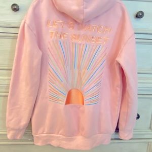 DANDY Worldwide “Let’s watch the sunset” embroidered hoodie-LIKE NEW!!!